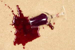 HOW TO REMOVE RED WINE STAINS FROM FABRICS1